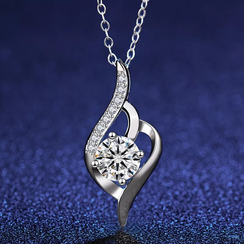 Diamond Necklace Women S925 Sterling Silver 1 Karat Summer Simple Pendant Clover Choker Valentine's Day Gift