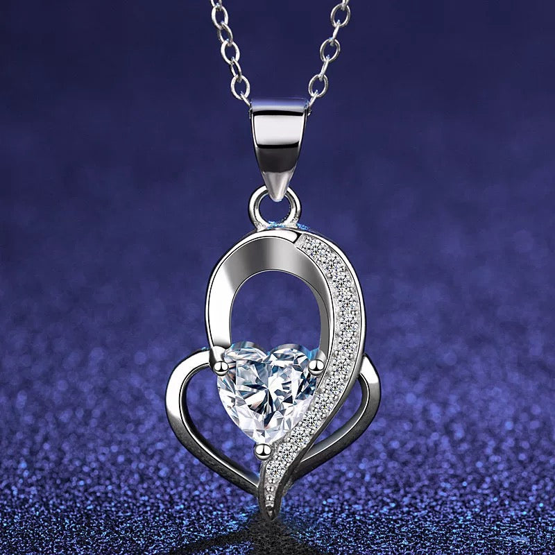 Diamond Necklace Women S925 Sterling Silver 1 Karat Summer Simple Pendant Clover Choker Valentine's Day Gift