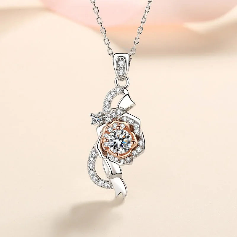 18K gold necklace a rose necklace for women inlaid with moissanite0.5carat electroplated pt950 platinum color pendant