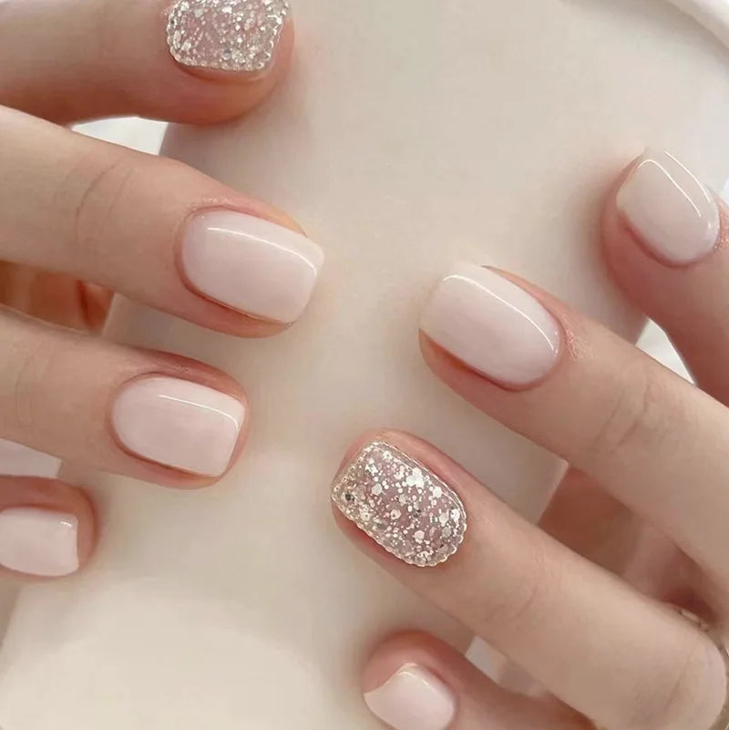 24pcs French White Side False Nails Wearable Rhinestone Desgin Fake Nails Short Simple Nail Full Cover Nail Tips Press On Nails