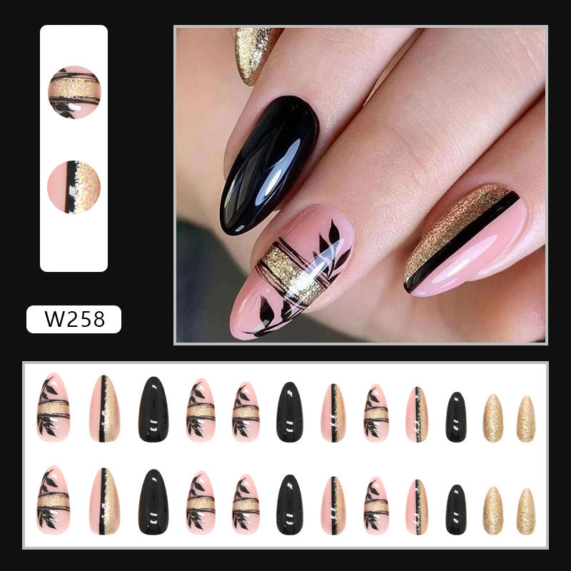 Foreign Trade Elegant White Wear Armor Fashion Ins Style Nail Sticker Fake Nails 24 Pieces Boxed