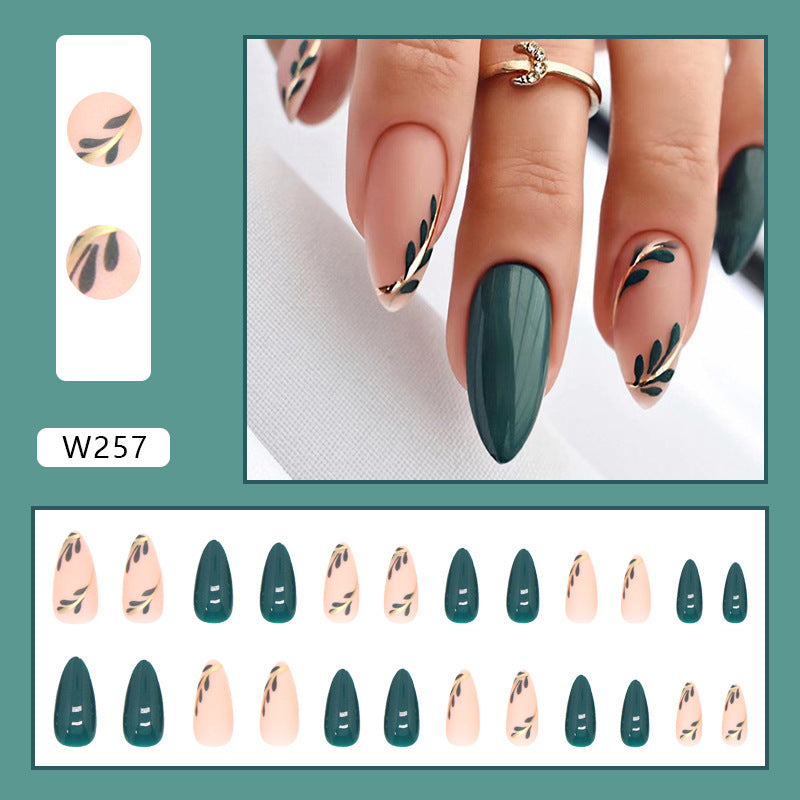 Foreign Trade Elegant White Wear Armor Fashion Ins Style Nail Sticker Fake Nails 24 Pieces Boxed