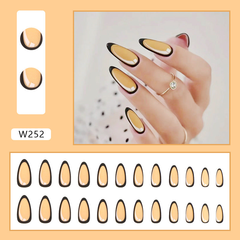 Foreign Trade Elegant White Wear Armor Fashion Ins Style Nail Sticker Fake Nails 24 Pieces Boxed