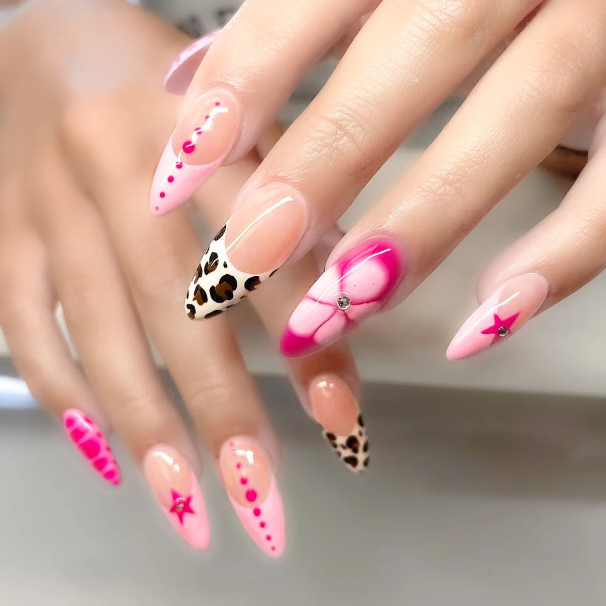 24Pcs Pink French Style Fake Nails 3D Bowknot Designs Short Square Press on Nails Sweet Korean Fashion False Nail for Women Girl