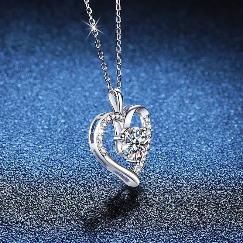 Heart Necklace 100% 925 Sterling Silver 1ct D Color Moissanite Pendant Necklace For Women Sparkling Wedding Party Fine Jewelry